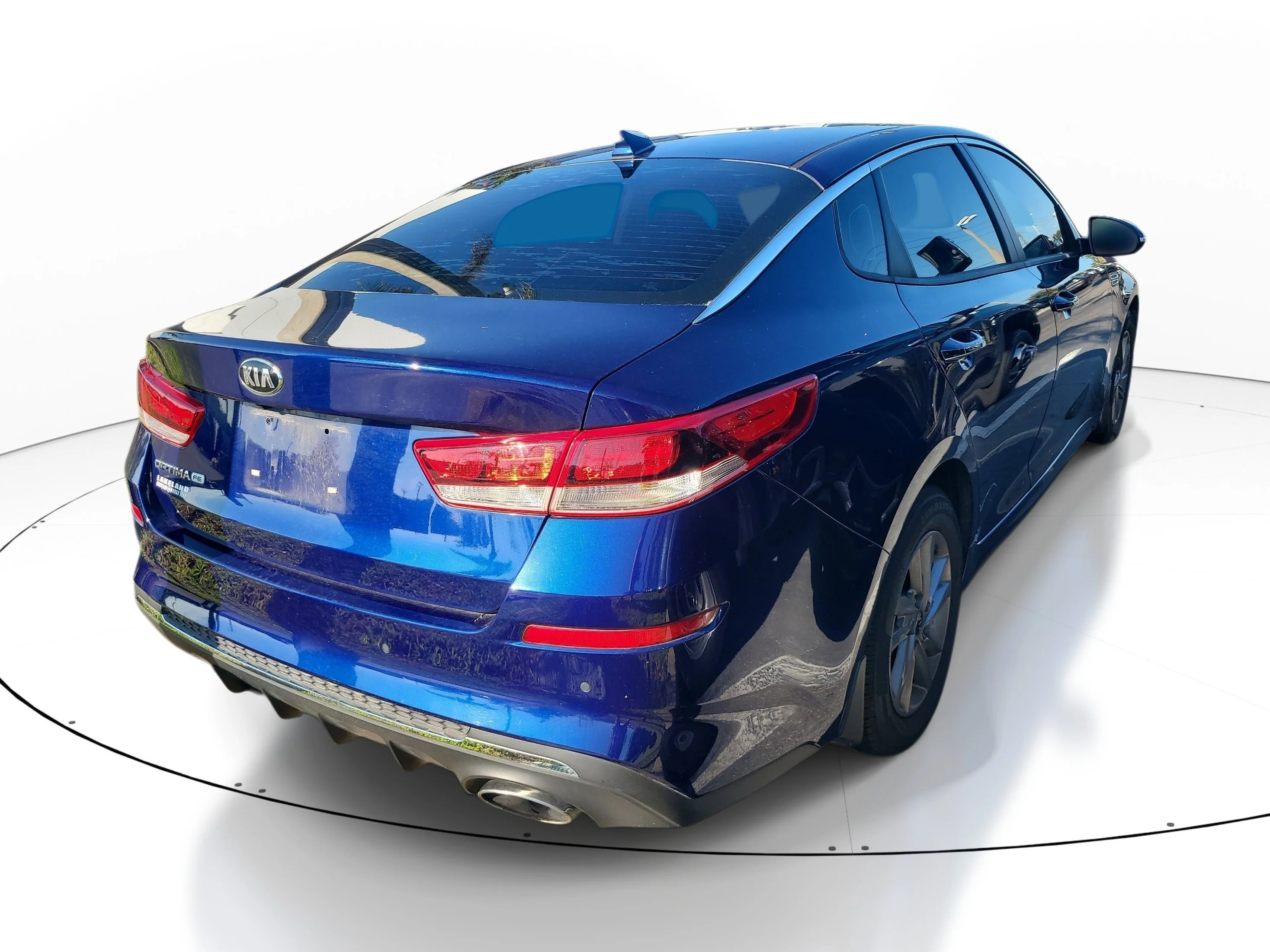 Used 2020 Horizon Blue Kia LX image 4