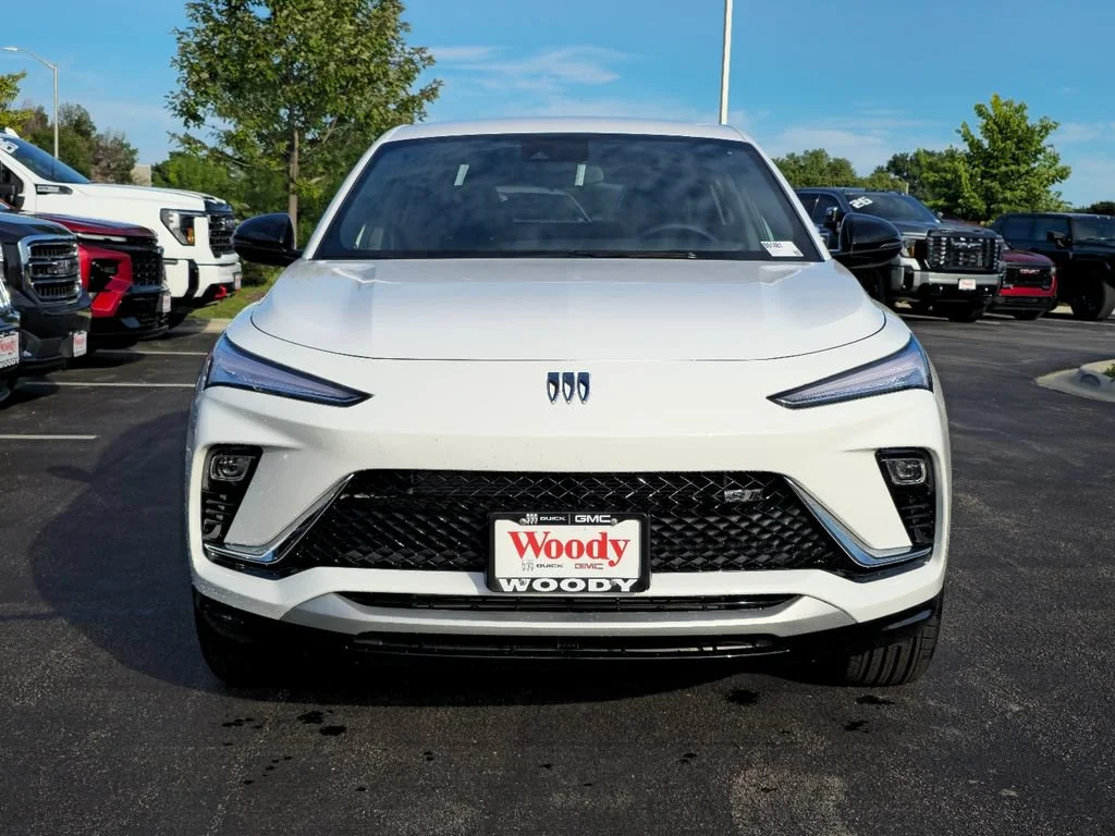 New 2026 Summit White Buick Sport Touring image 4