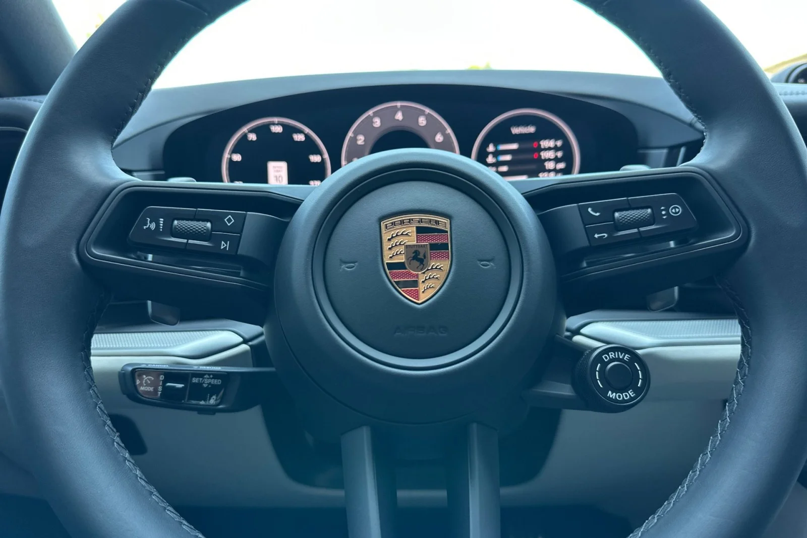 Certified Used 2025 Chalk Porsche S image 24