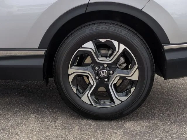 Used 2018 Silver Honda Touring image 38