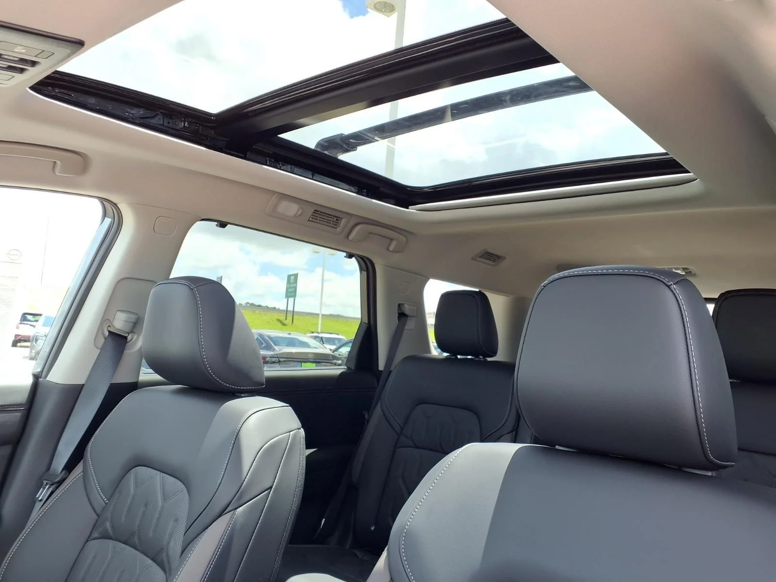 New 2026 Gray Nissan Platinum image 15