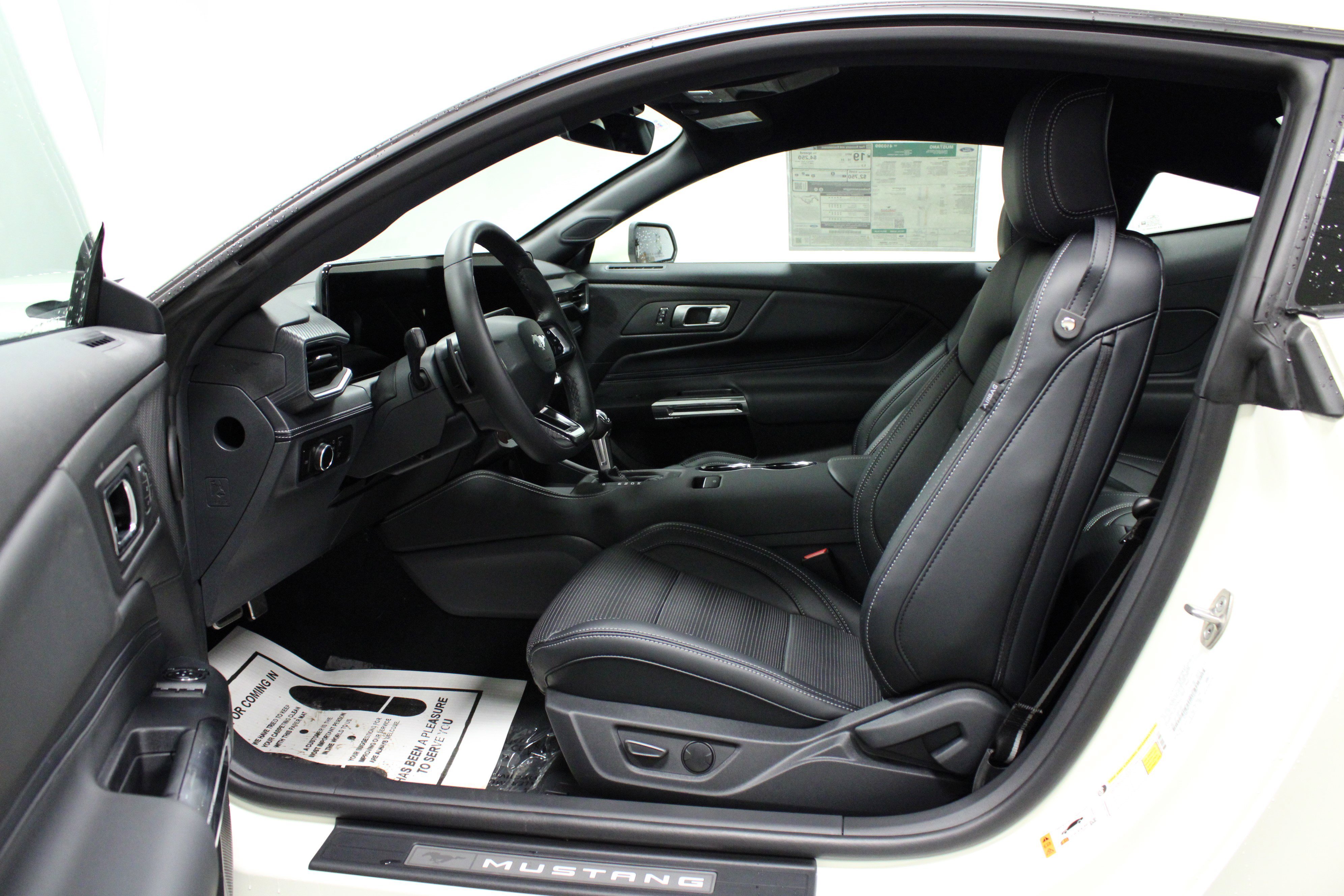 2025 Ford Mustang GT Premium Fastback - Photo 12