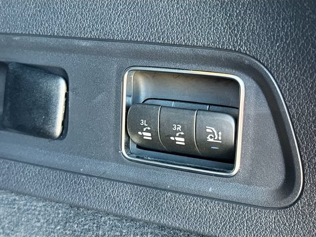 Used 2025 White Mercedes-Benz GLS 450 image 13