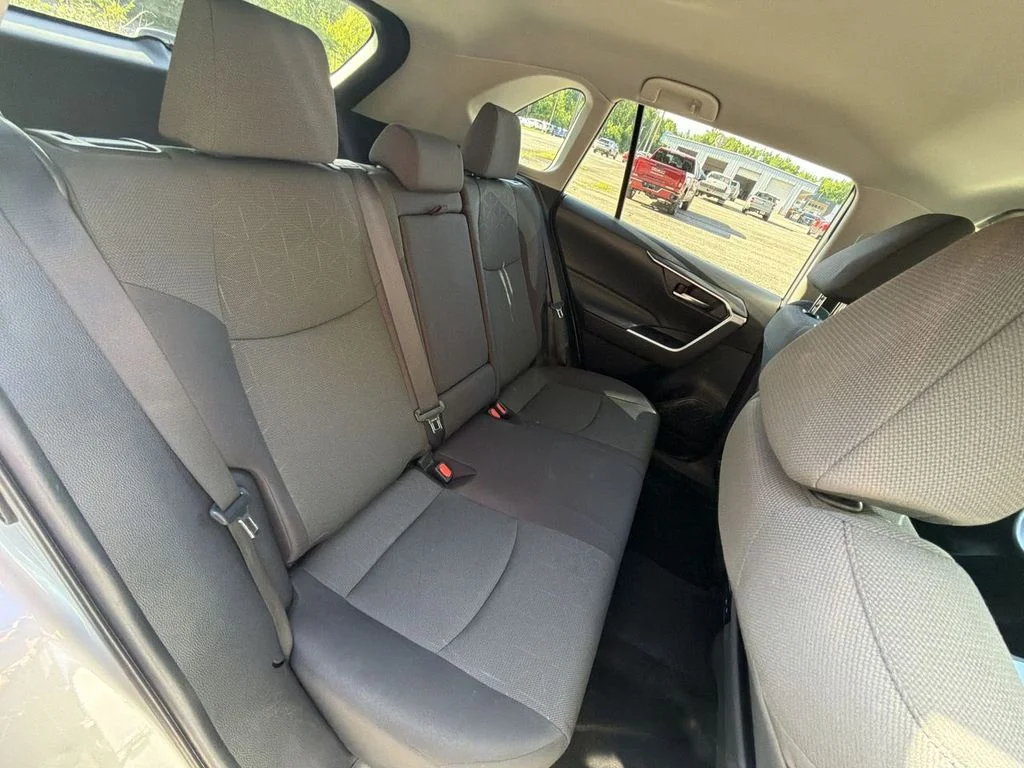 Used 2024 Silver Toyota XLE image 27