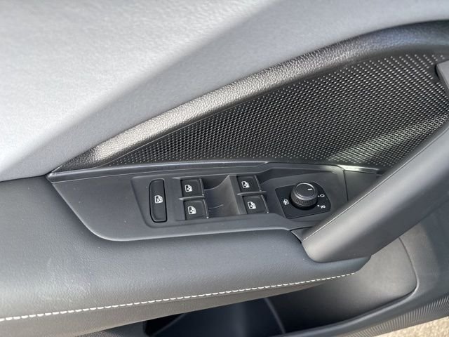 New 2026 Black Pearl Volkswagen 2.0T SE image 29