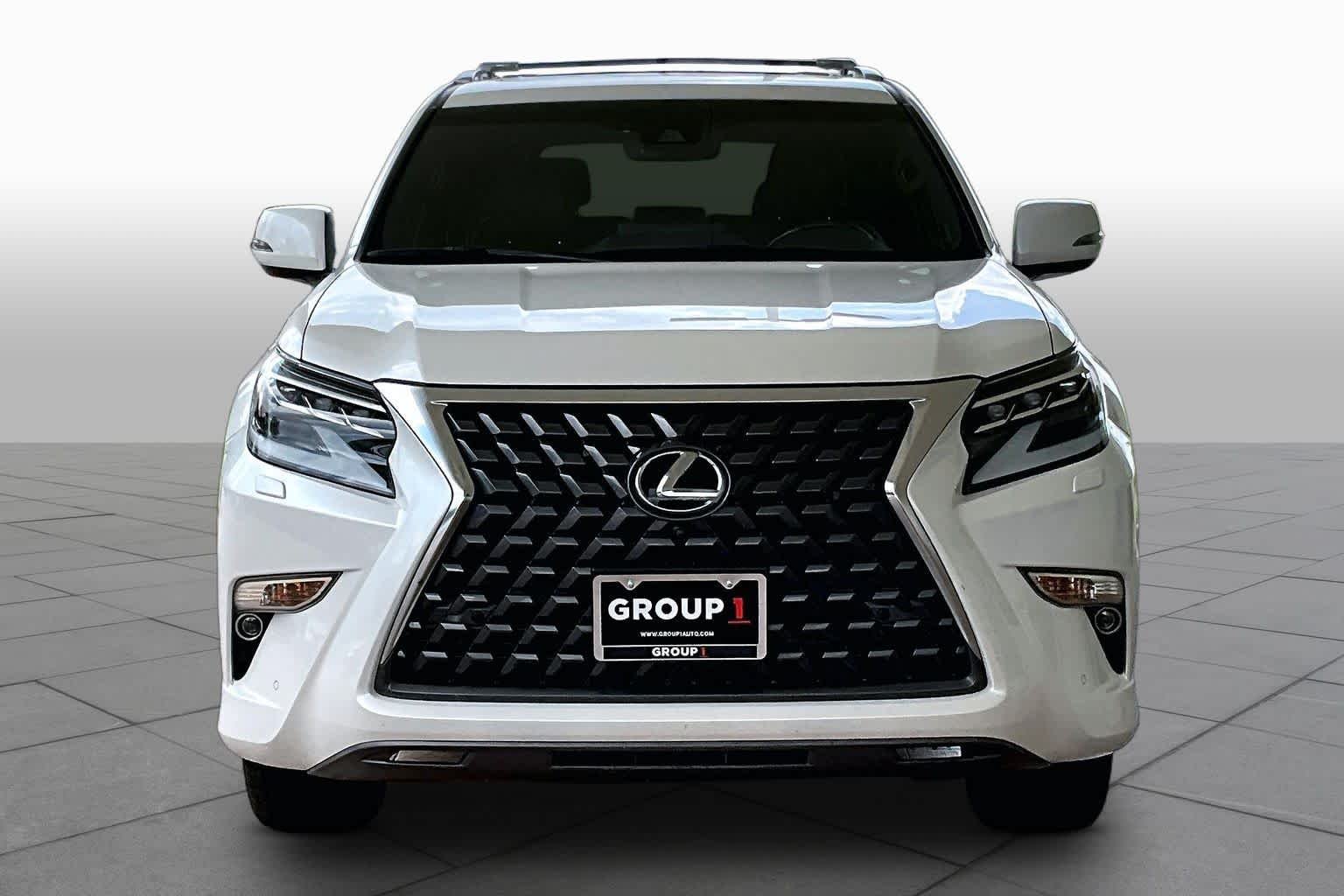 Used 2023 Eminent White Pearl Lexus Luxury image 4