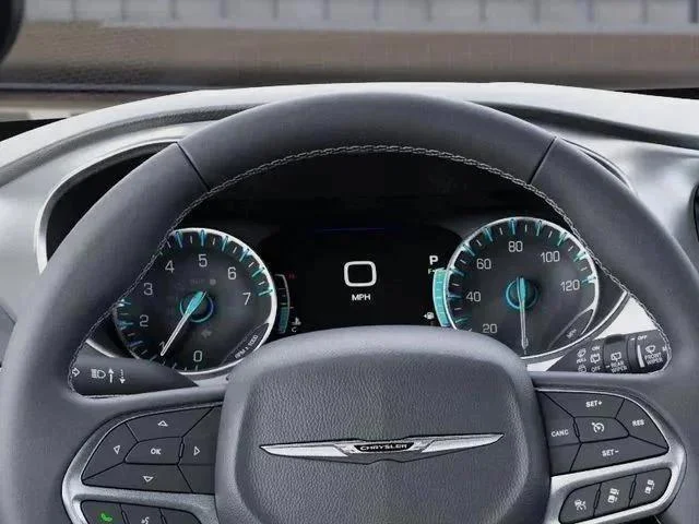 2026 Chrysler Voyager LX - Photo 16