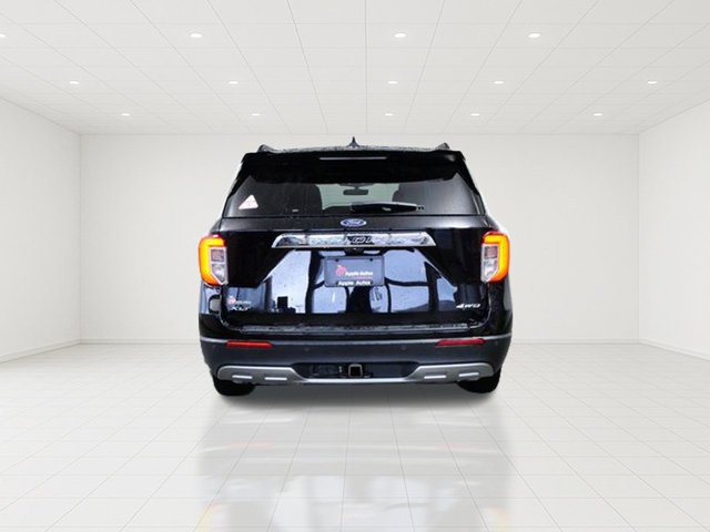 Used 2023 Black Ford XLT image 5