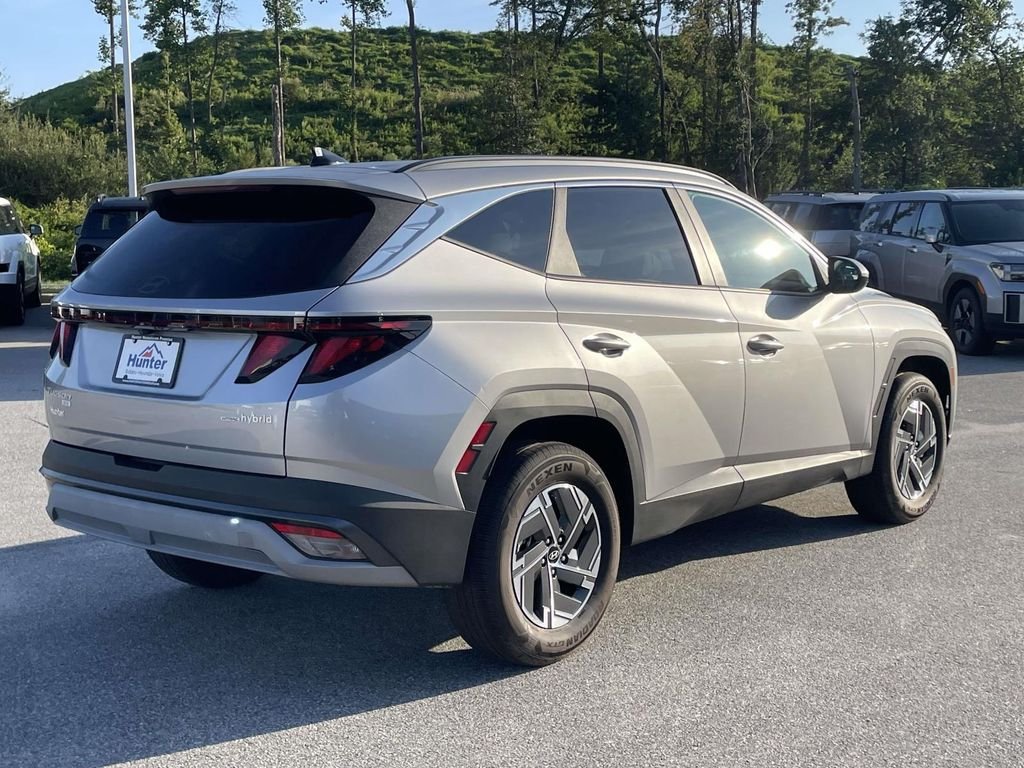 Certified Used 2025 Shimmering Silver Hyundai Blue image 29