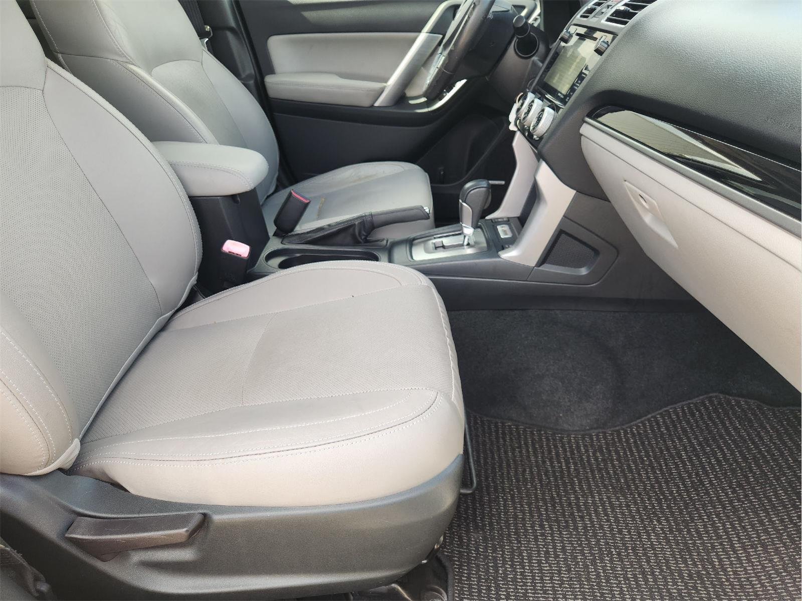 2017 Subaru Forester Limited - Photo 13