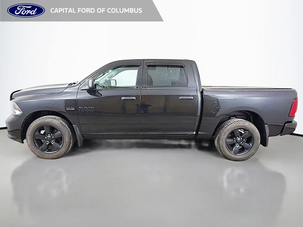 2018 RAM 1500 Express Crew Cab 4x4 5'7's photo