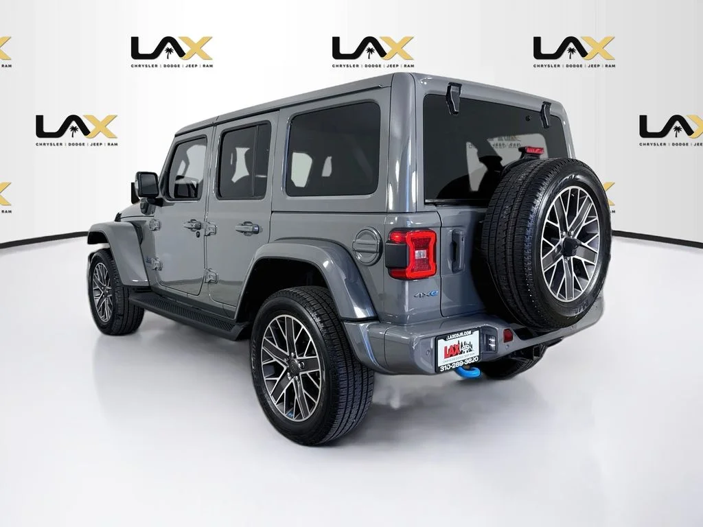 Used 2023 Gray Jeep Sahara 4xe image 5