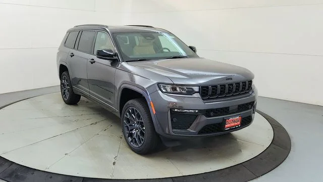 New 2026 Baltic Gray Metallic Clear-Coat Exterior Paint Jeep Summit image 14