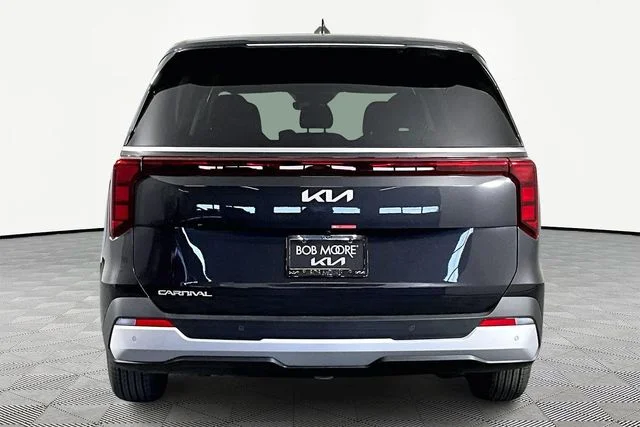 New 2026 Gray Kia LXS image 5