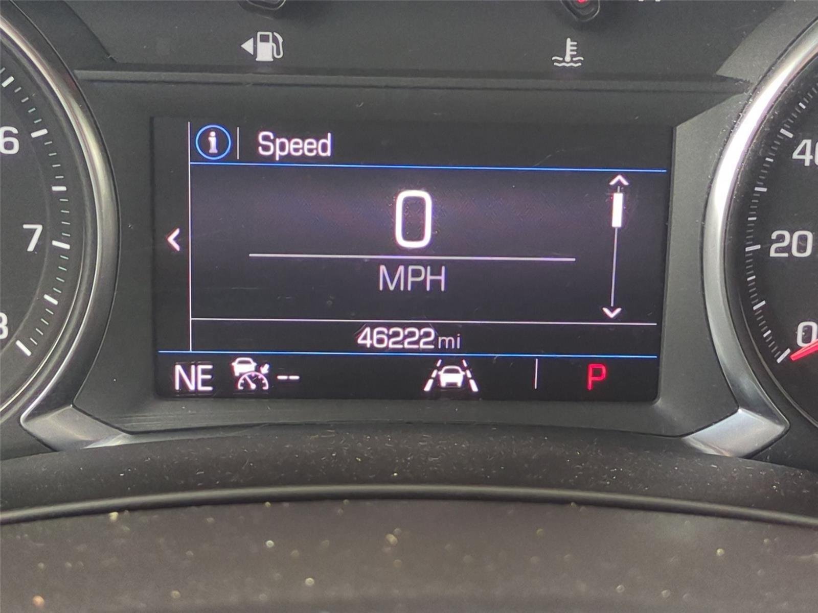 Used 2022 Quicksilver Metallic GMC SLE image 23