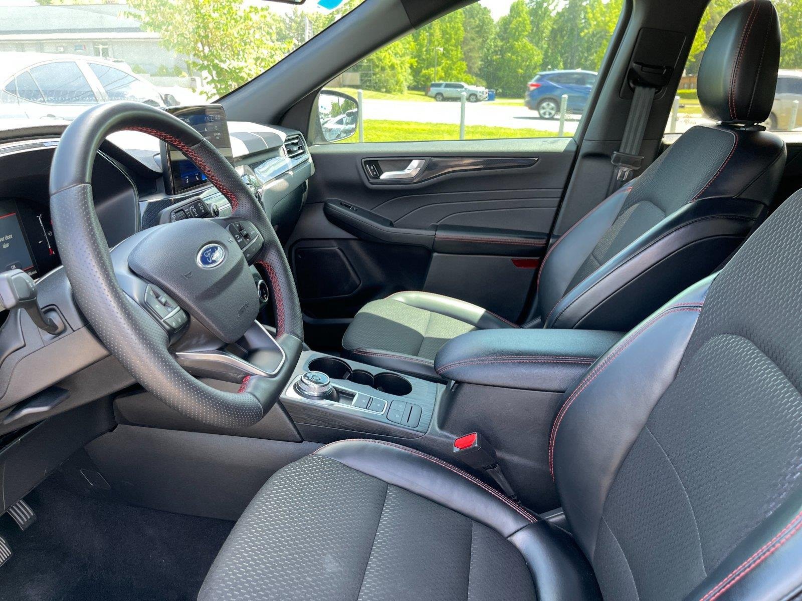 Used 2025 Carbonized Gray Ford ST-Line Select image 15