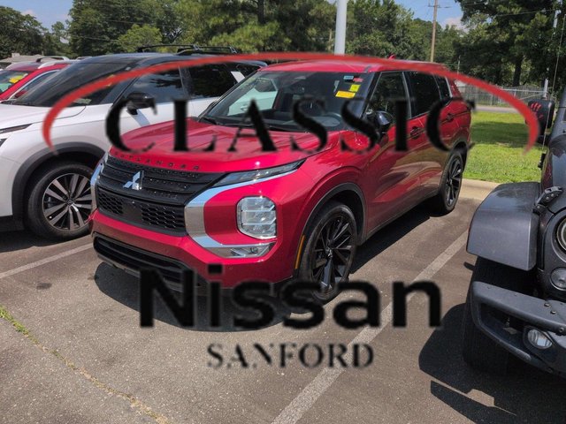 2023 Mitsubishi Outlander SE Black Edition