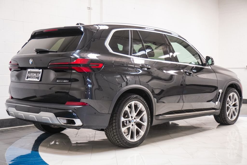 Used 2024 Black BMW xDrive40i image 33