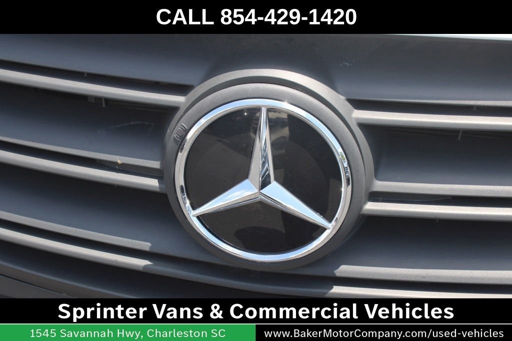 New 2025 Arctic White Mercedes-Benz Cargo 170 WB image 22