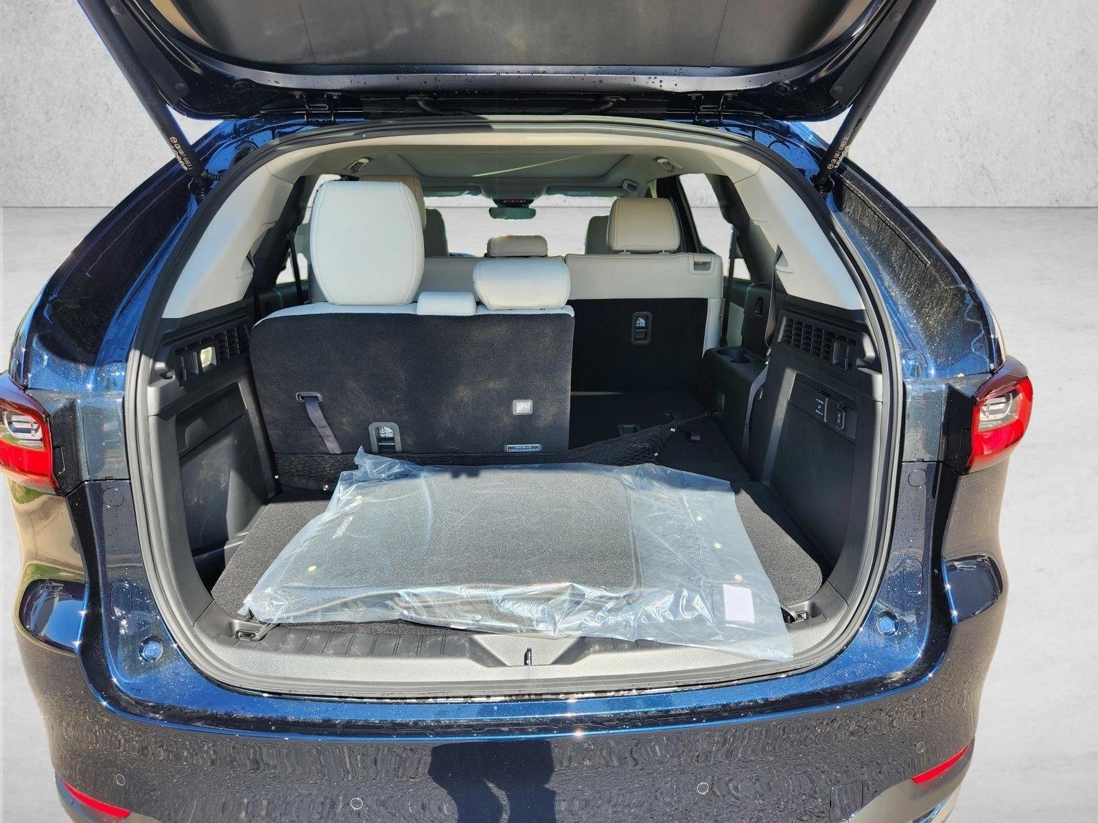 New 2026 Deep Crystal Blue Mica Mazda 3.3 Turbo Premium Plus AWD image 21
