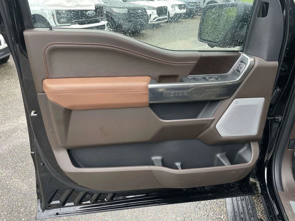 New 2026 Agate Black Metallic Ford King Ranch® image 15
