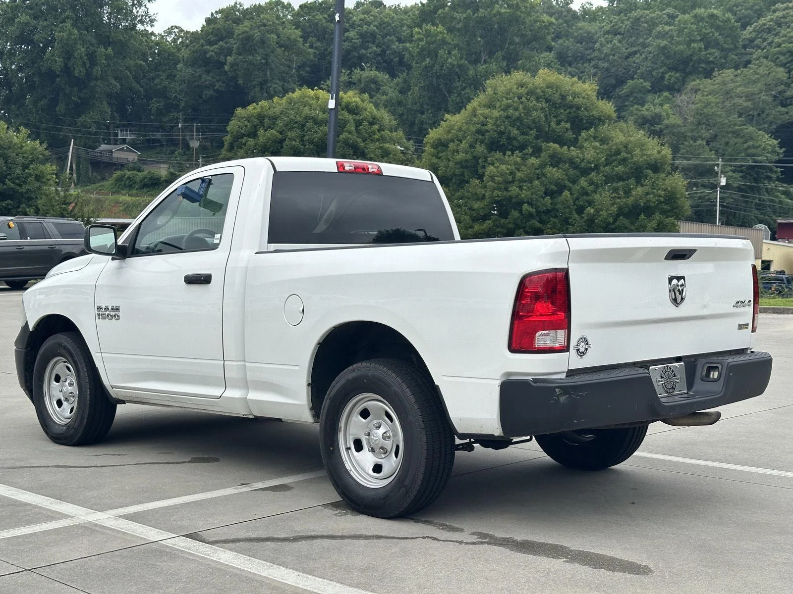 Used 2017 Bright White Clearcoat Ram Tradesman image 5