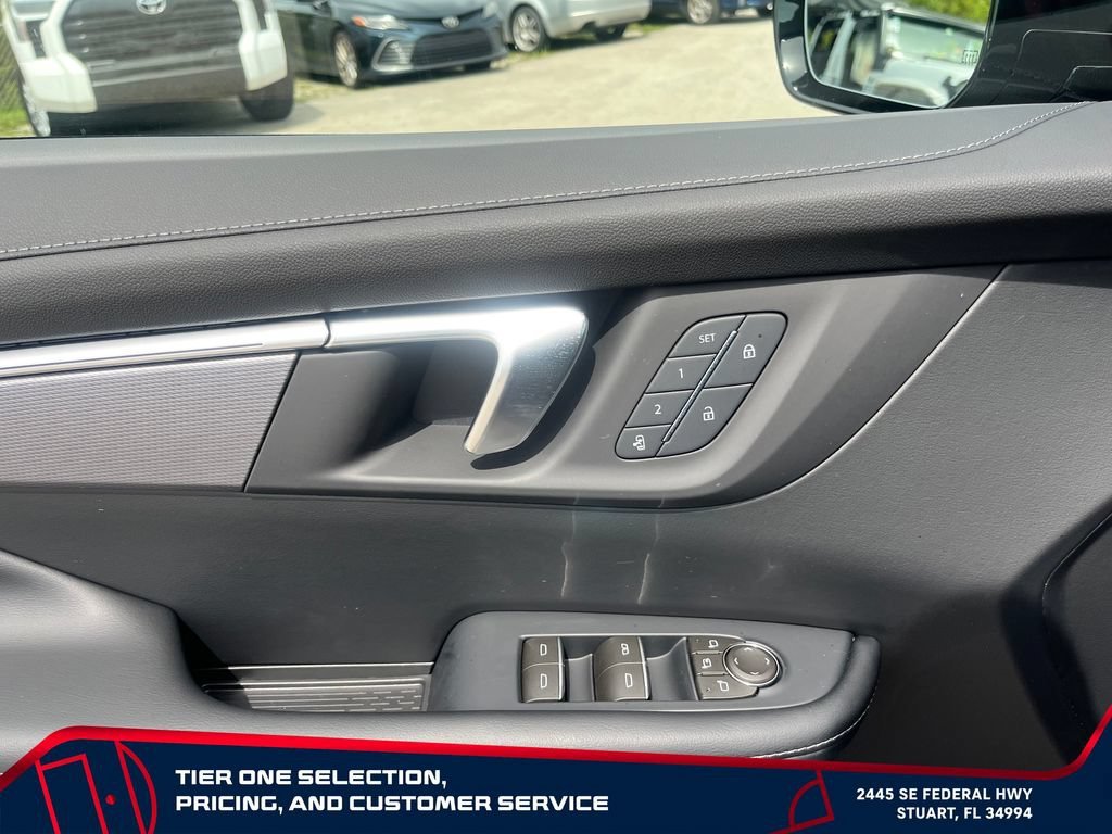 2026 Buick Enclave Sport Touring - Photo 21
