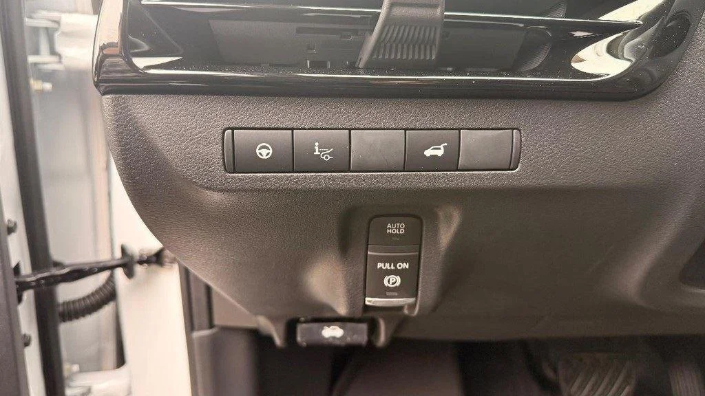 New 2026 Everest White Pearl Tricoat Nissan Platinum image 19