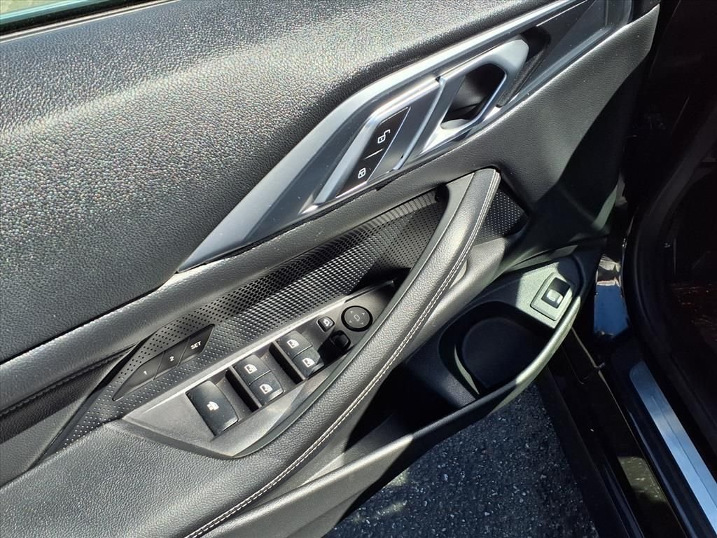 Used 2022 Black BMW 430i xDrive image 13