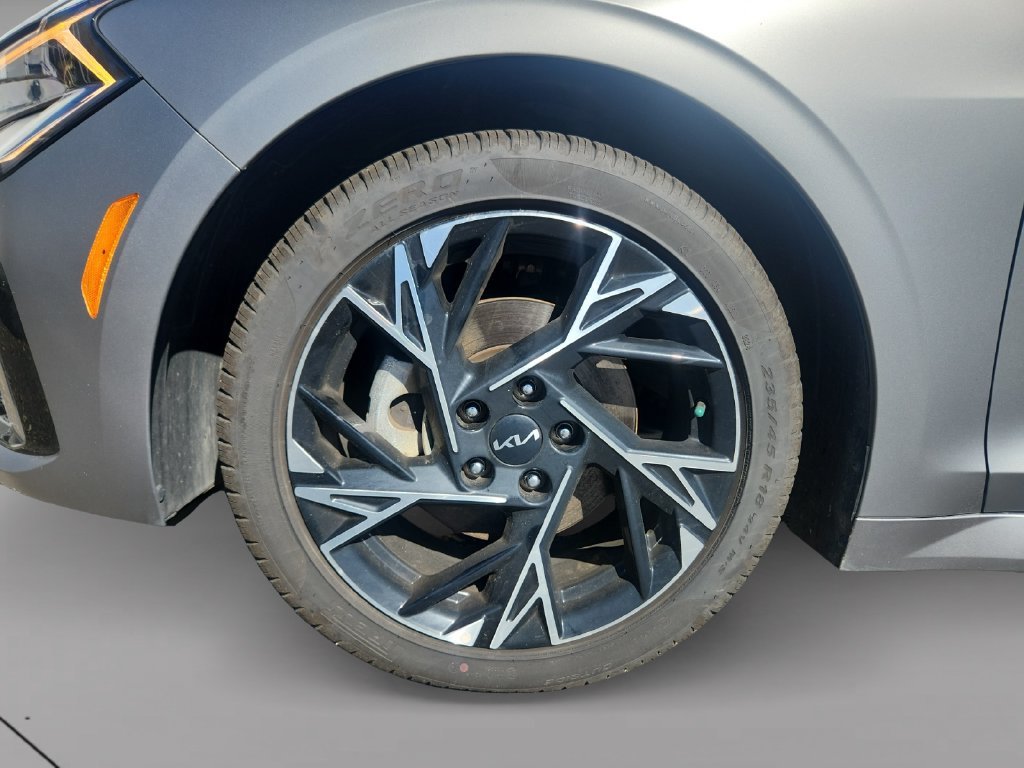Certified Used 2025 Gray Kia GT-Line image 8