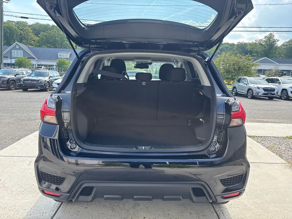 New 2026 Black Mitsubishi  image 53