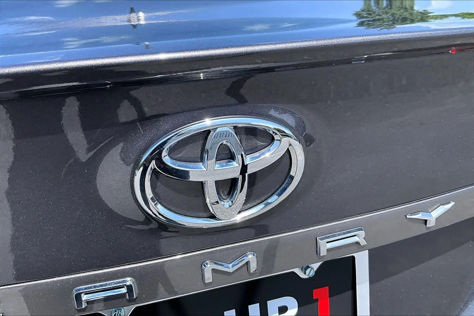 Used 2023 Predawn Gray Mica Toyota SE image 10