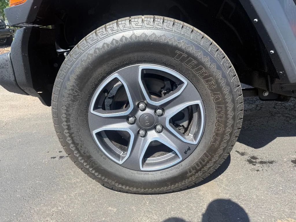 Used 2022 Black Jeep Unlimited Sport S image 9