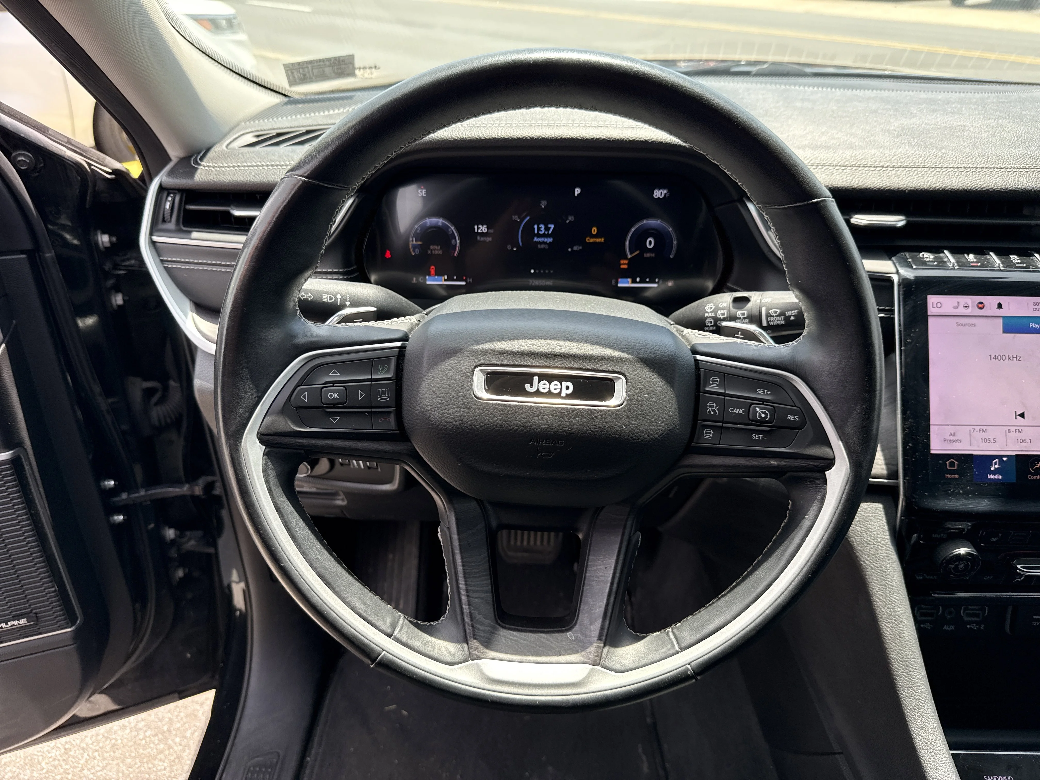 Used 2021 Diamond Black Crystal Pearlcoat Jeep Limited image 18