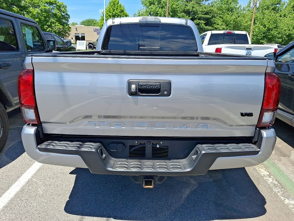 Used 2021 Silver Toyota SR5 image 5
