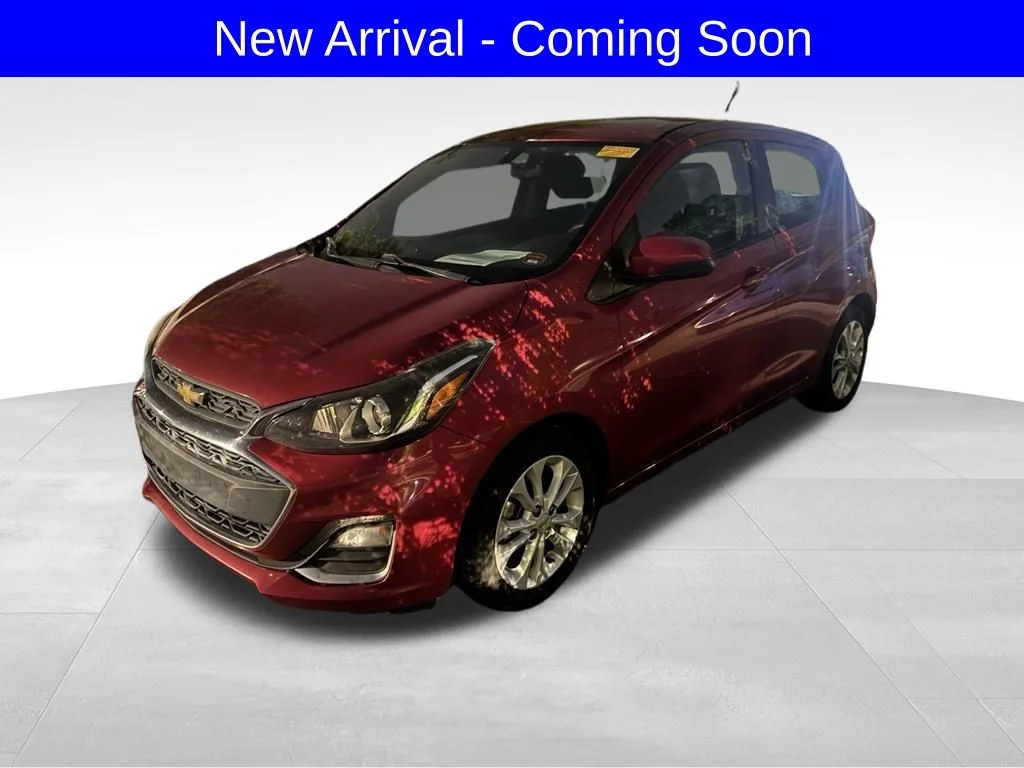 Used 2020 Red Chevrolet 1LT image 2