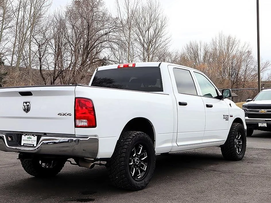 Used 2022 Bright White Ram SLT image 7