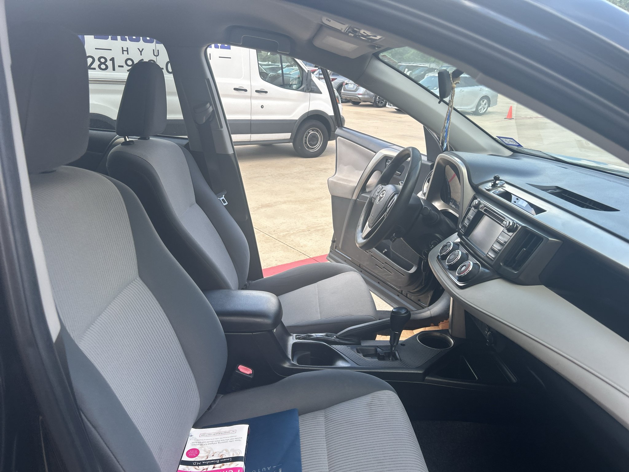 Used 2015 Black Toyota LE image 21