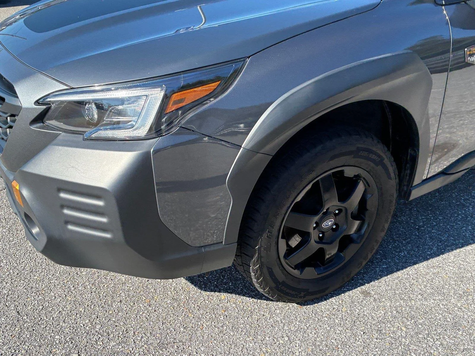 Used 2023 Magnetite Gray Metallic Subaru Wilderness image 9