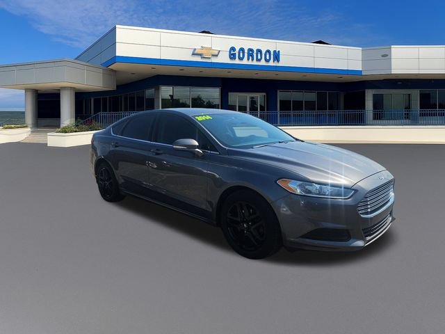 Used 2014 Gray Ford SE image 8