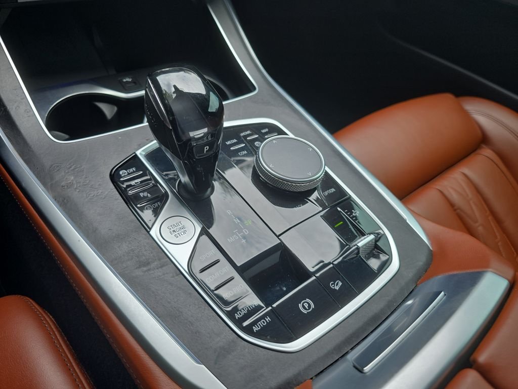 Used 2022 Arctic Grey Metallic BMW M50i image 19