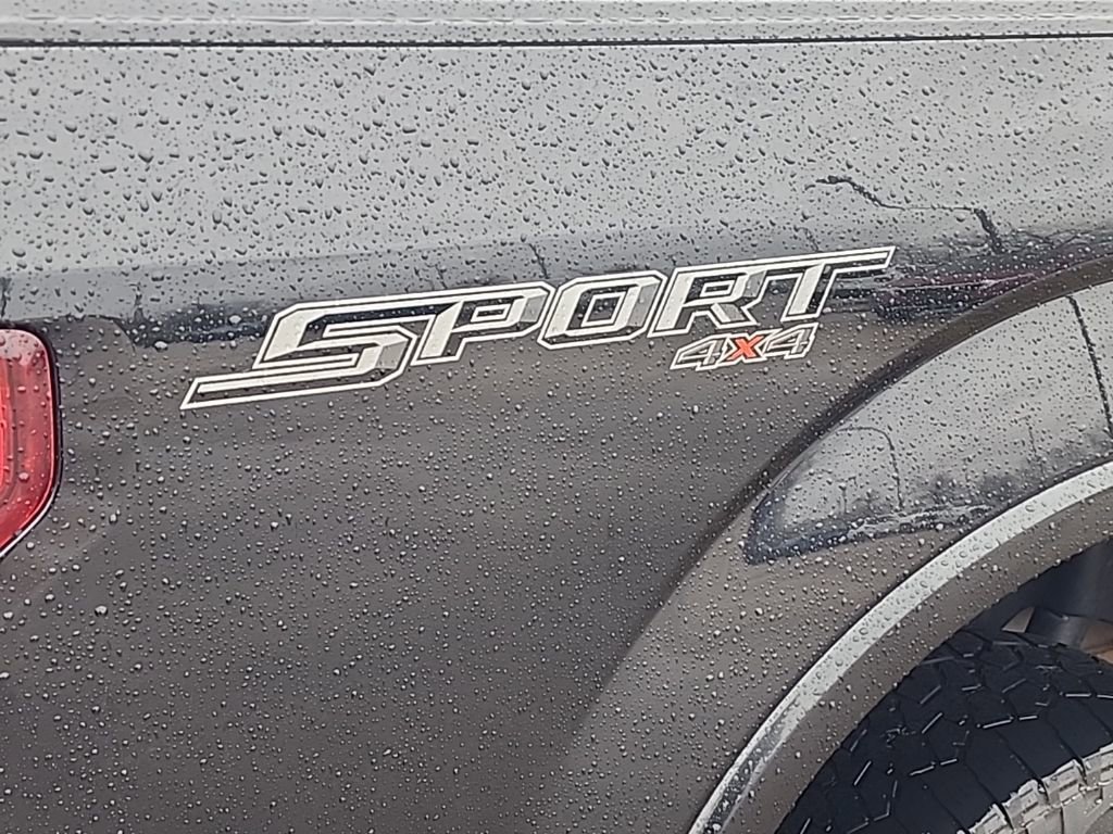 Used 2015 Black Ford XLT image 3