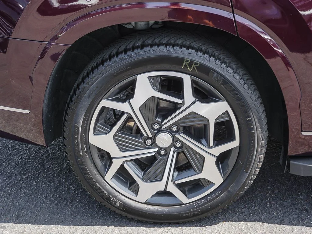 Used 2022 Red Hyundai Calligraphy image 8