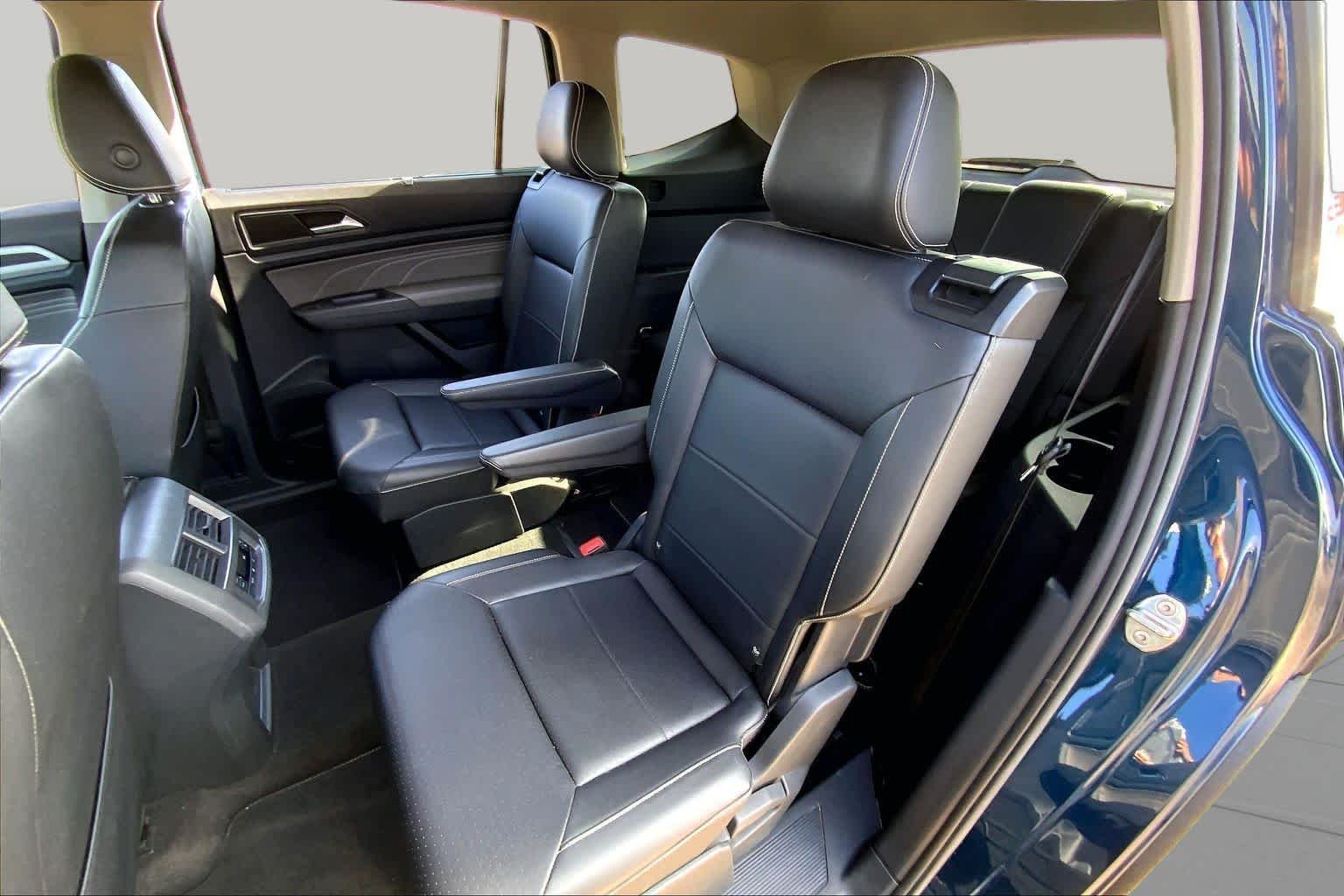 Used 2023 Tourmaline Blue Metallic Volkswagen 2.0T SE w/Technology image 21