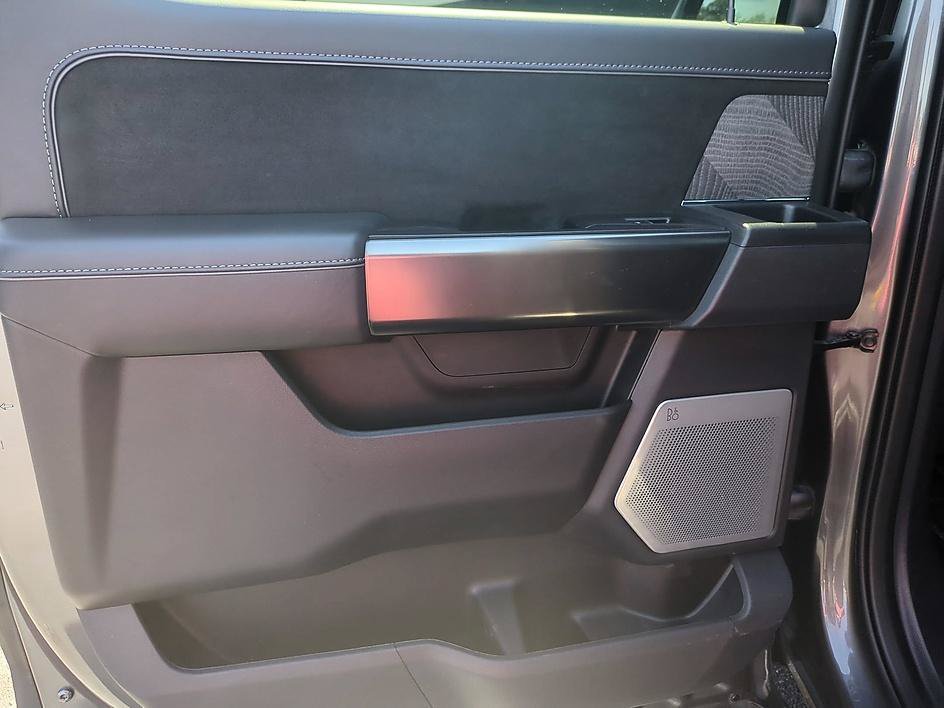 Used 2023 Gray Metallic Ford Platinum image 29