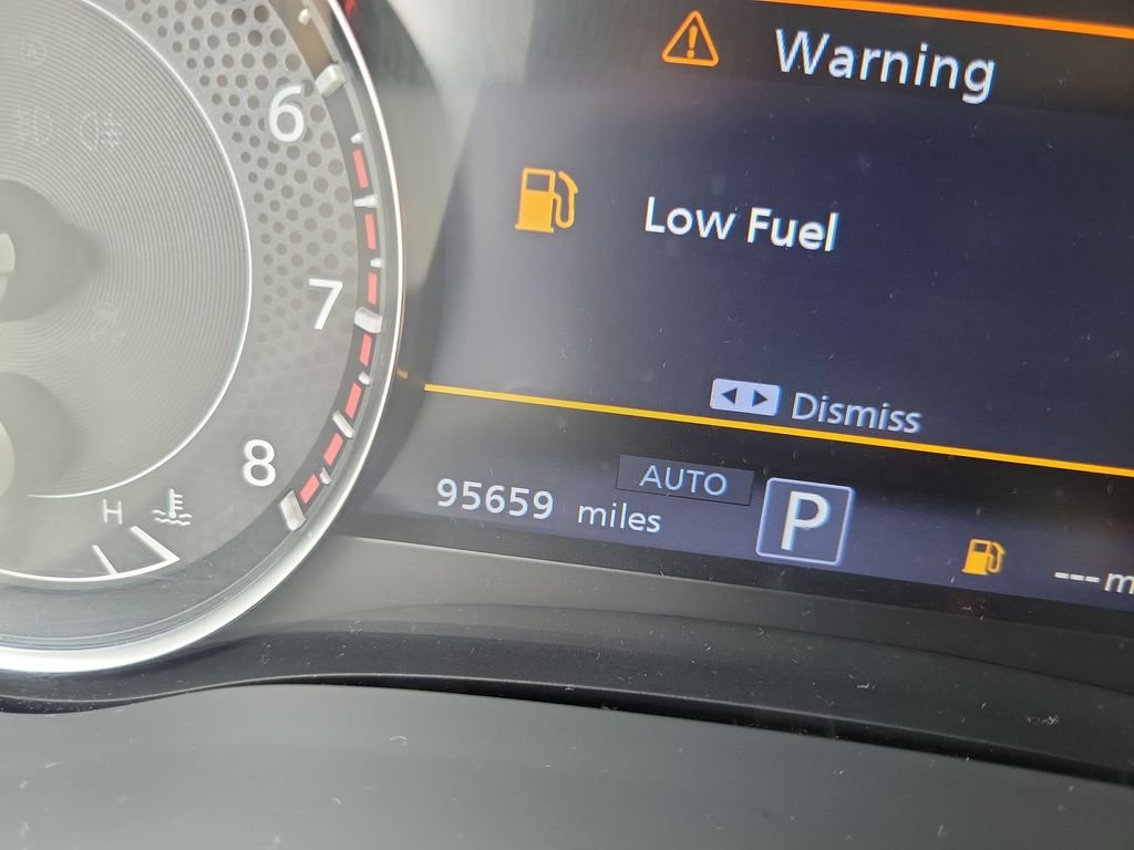 Used 2021 Black Nissan Platinum image 45
