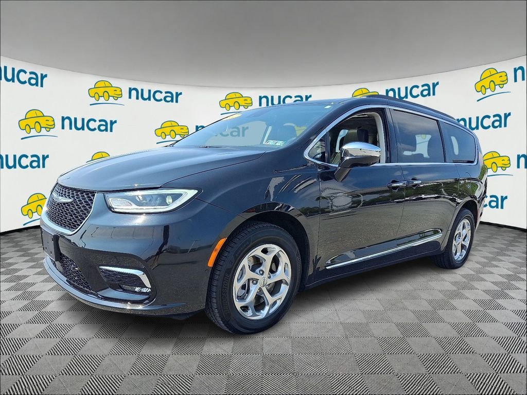 Used 2022 Black Chrysler Limited image 3