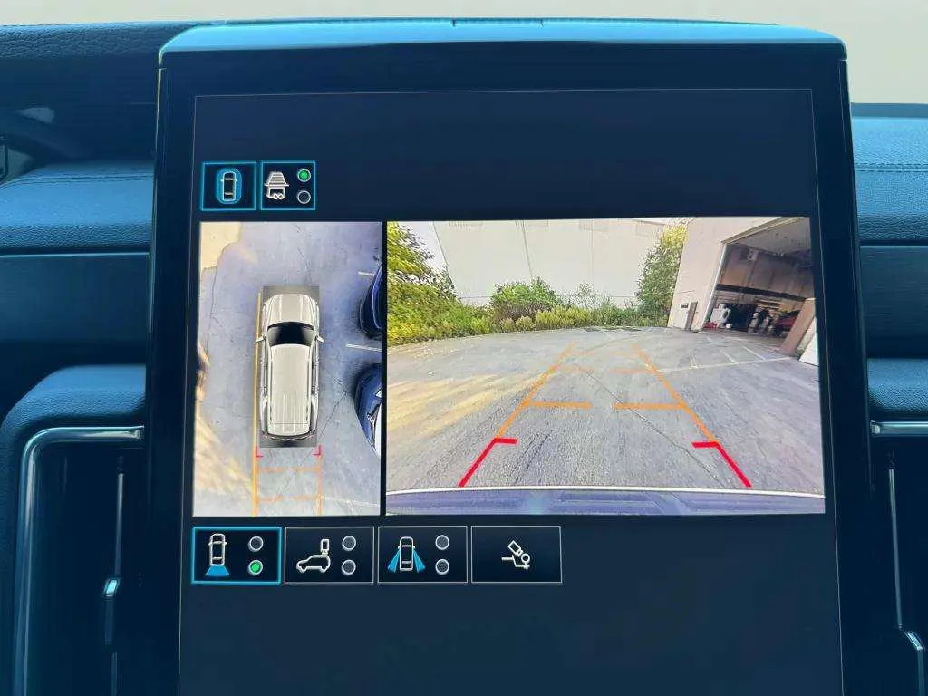 Certified Used 2025 Summit White GMC Denali image 14