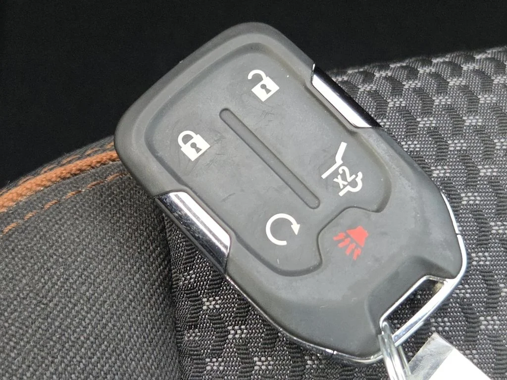 2023 GMC Acadia AT4 - Photo 32