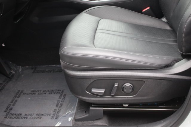 Used 2026 White Kia X-Line EX image 22